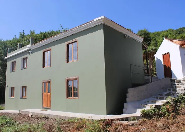 Casa Fita En El Cubo De La Galga